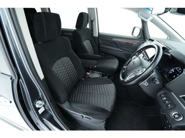 Mitsubishi DELICA D5 2022-09 189230-6