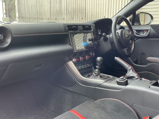 Subaru BRZ 2021-09 196266-21