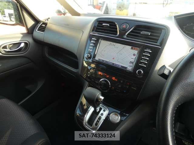 Nissan SERENA 2011-02 256172-11