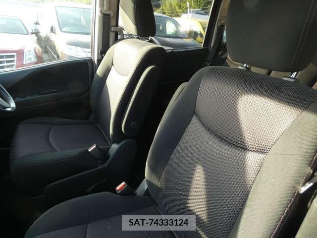 Nissan SERENA 2011-02 256172-6