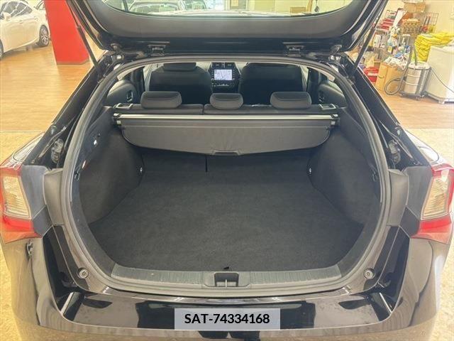 Toyota PRIUS 2022-02 382732-21