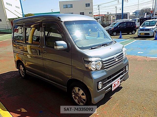 Daihatsu ATRAI WAGON 2016-02 215066-6