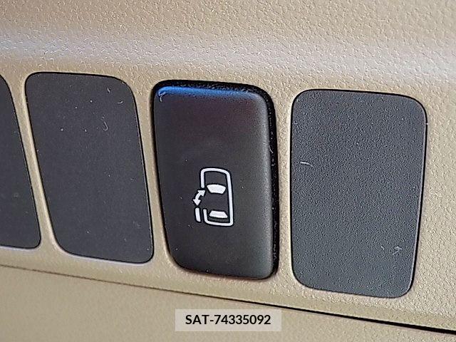 Daihatsu ATRAI WAGON 2016-02 215066-11