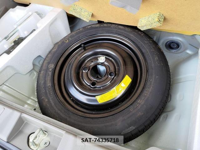 Mazda CAROL 2013-06 305274-27