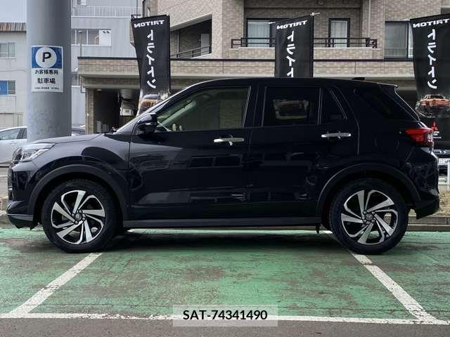 Toyota RAIZE 2023-09 324445-2