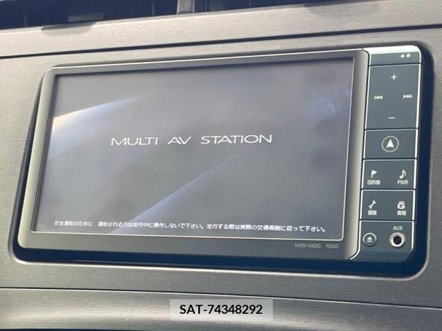 Toyota PRIUS 2010-09 322109-2