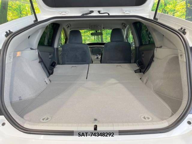 Toyota PRIUS 2010-09 322109-10