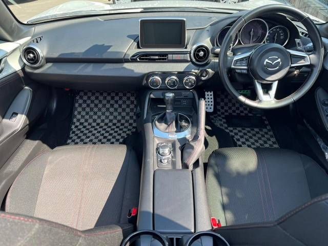 Mazda ROADSTER 2015-07 18262-1