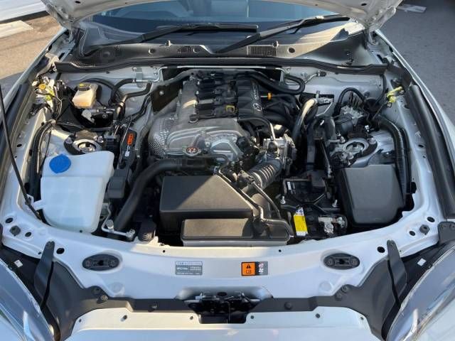 Mazda ROADSTER 2015-07 18262-18