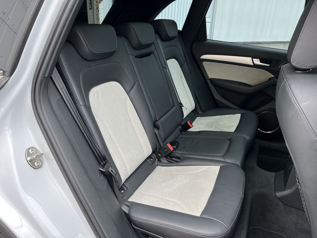 Audi SQ5 2014-08 15138-26