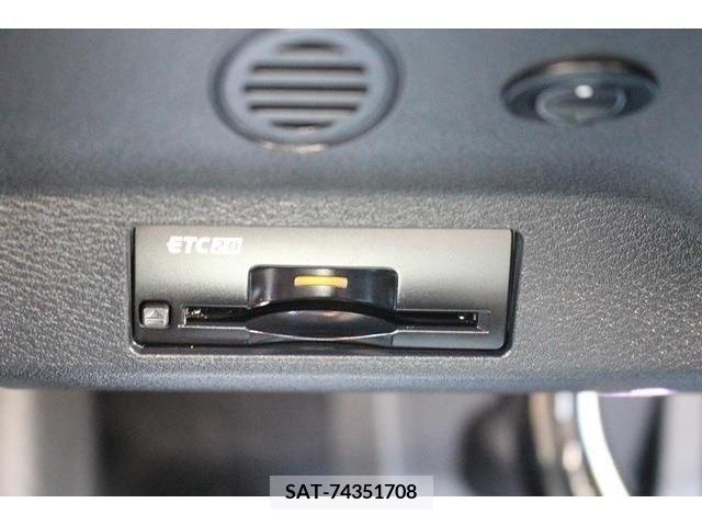 Nissan Ariya 2022-05 371648-6