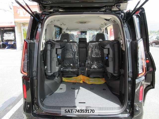 Nissan SERENA 2024-03 285271-15