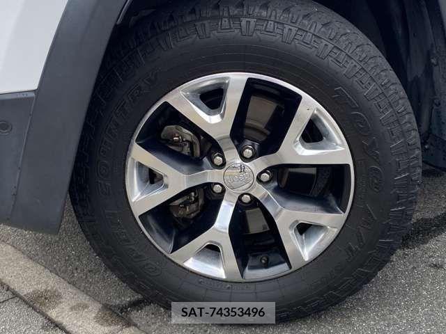 Jeep CHEROKEE 2016-11 205656-19