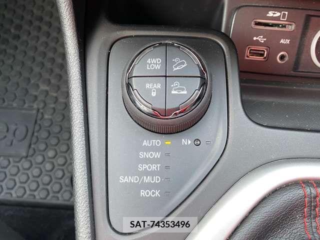Jeep CHEROKEE 2016-11 205656-8