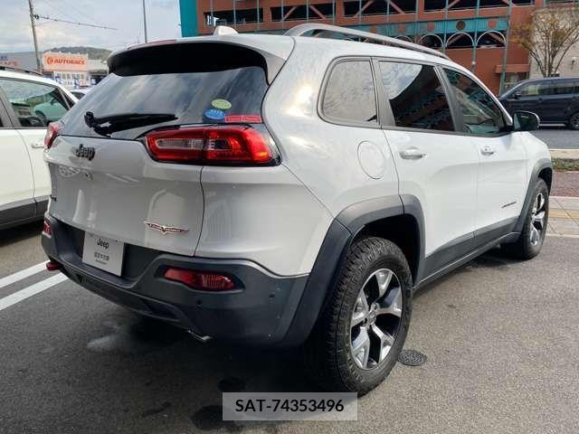 Jeep CHEROKEE 2016-11 205656-1