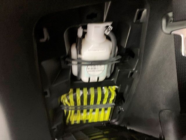 Toyota VOXY HYBRID 2015-06 16680-13