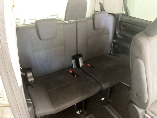 Toyota VOXY HYBRID 2015-06 16680-11