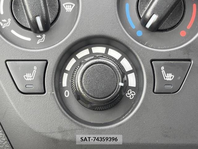 Mitsubishi EK WAGON 2022-03 300884-4