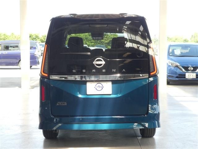 Nissan SERENA 2023-03 11651-21