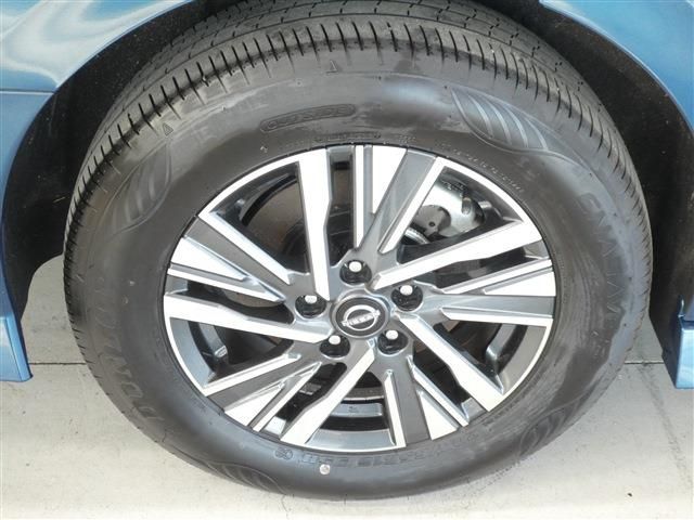 Nissan SERENA 2023-03 11651-8