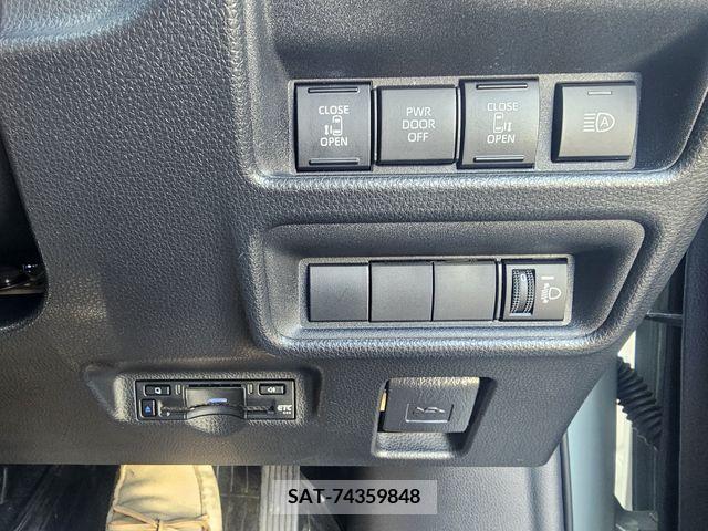Toyota SIENTA 2023-01 285036-5