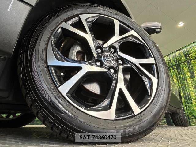 Toyota C-HR 2017-07 373396-13