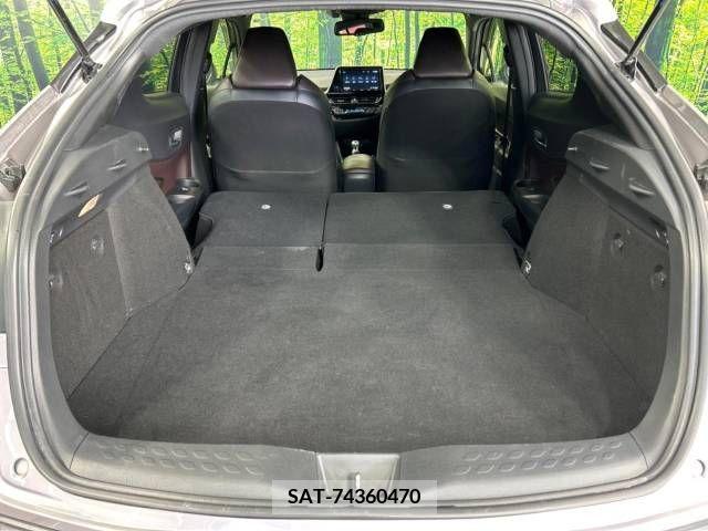 Toyota C-HR 2017-07 373396-10