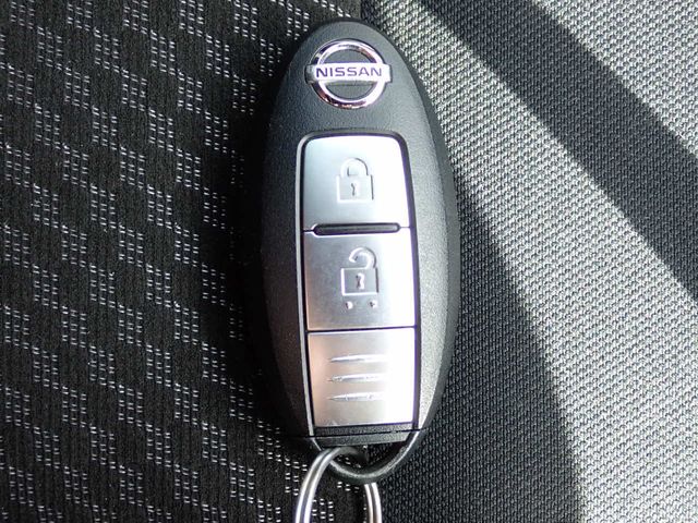 Nissan NOTE 2018-08 20372-10