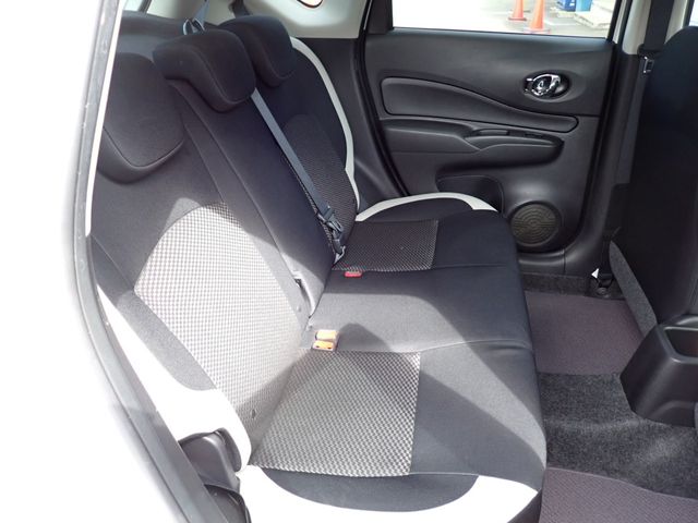 Nissan NOTE 2018-08 20372-13