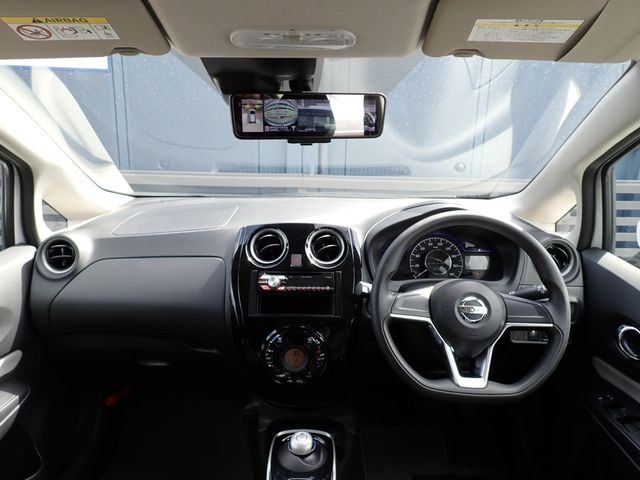 Nissan NOTE 2018-08 20372-1