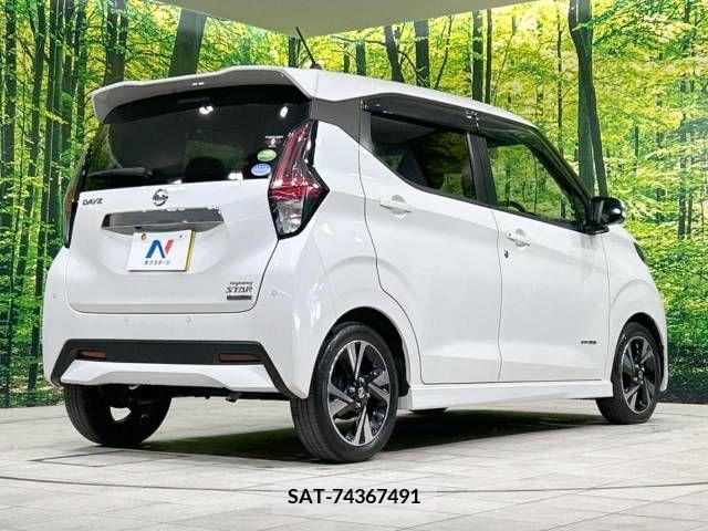 Nissan DAYZ 2019-09 323607-17