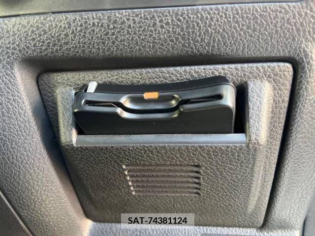 Subaru LEVORG 2015-08 275126-8