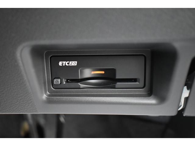 Nissan SERENA 2023-06 5643-8