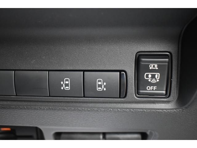 Nissan SERENA 2023-06 5643-6