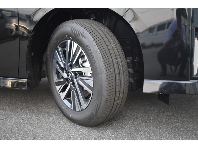 Nissan SERENA 2023-06 5643-25