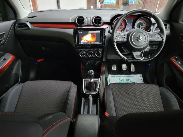 Suzuki SWIFT 2020-01 188877-20