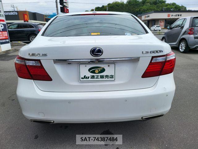 Lexus LS 2008-01 275521-16
