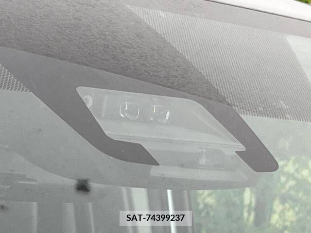Toyota ESQUIRE 2016-11 321490-7