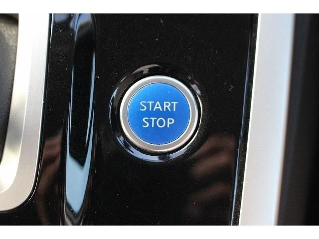 Nissan SERENA 2018-08 22844-4