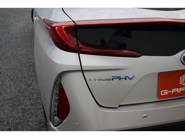 Toyota PRIUS PHV 2017-05 9496-13