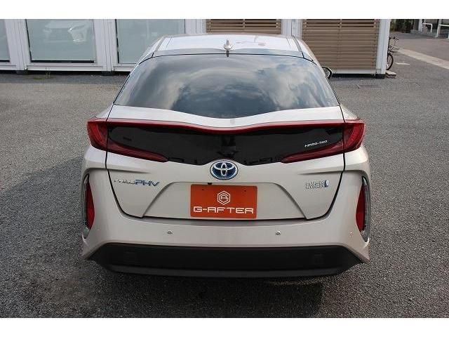 Toyota PRIUS PHV 2017-05 9496-9