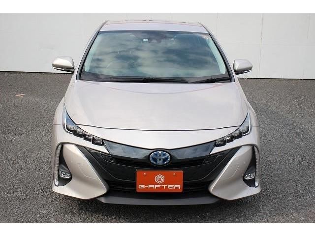 Toyota PRIUS PHV 2017-05 9496-7