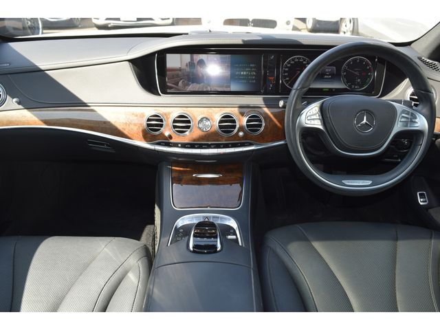 Mercedes Benz S-CLASS 2016-04 15949-9