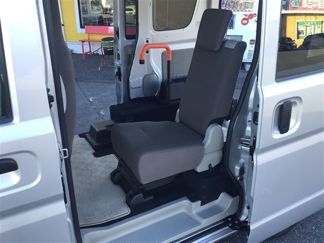 Nissan CLIPPER RIO 2018-08 27505-13