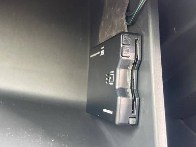Nissan KICKS 2021-01 182742-7