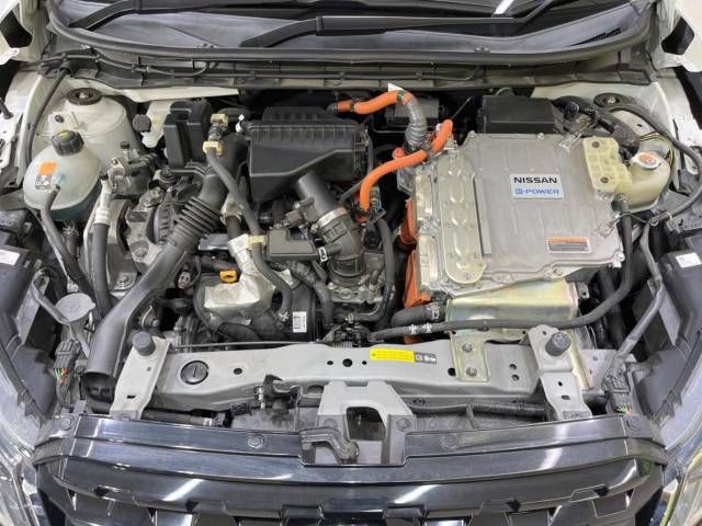 Nissan KICKS 2021-01 182742-18