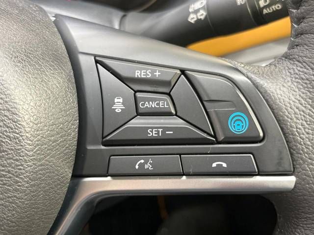 Nissan KICKS 2021-01 182742-6