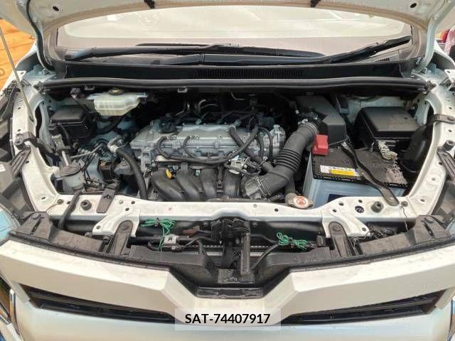 Toyota VOXY 2018-02 321583-18