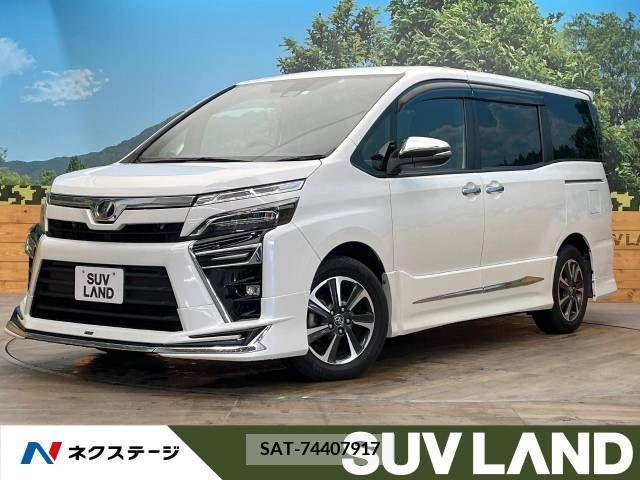 Toyota VOXY 2018-02 321583-0