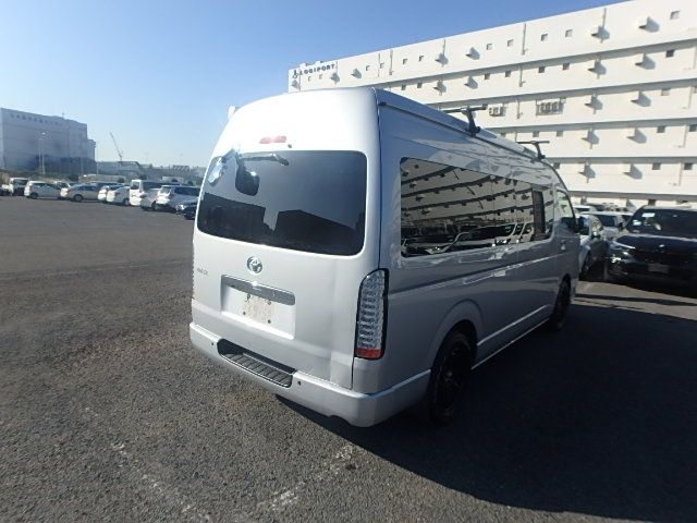 Toyota HIACE VAN 2010-01 195699-1